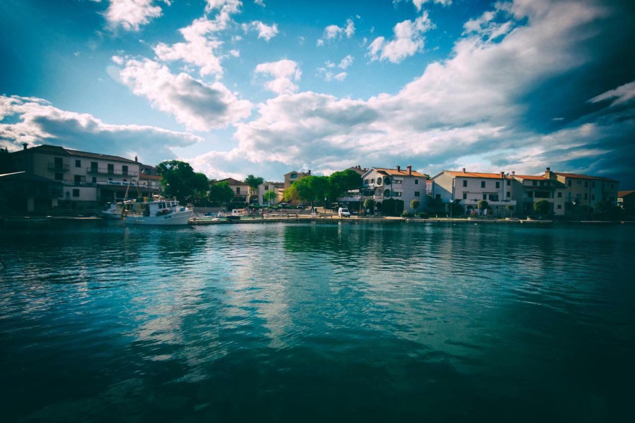 Apartments Katarina Porat มาลินสกา ภายนอก รูปภาพ