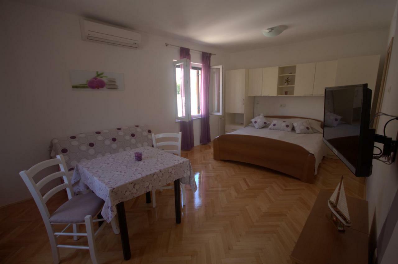 Apartments Katarina Porat มาลินสกา ภายนอก รูปภาพ